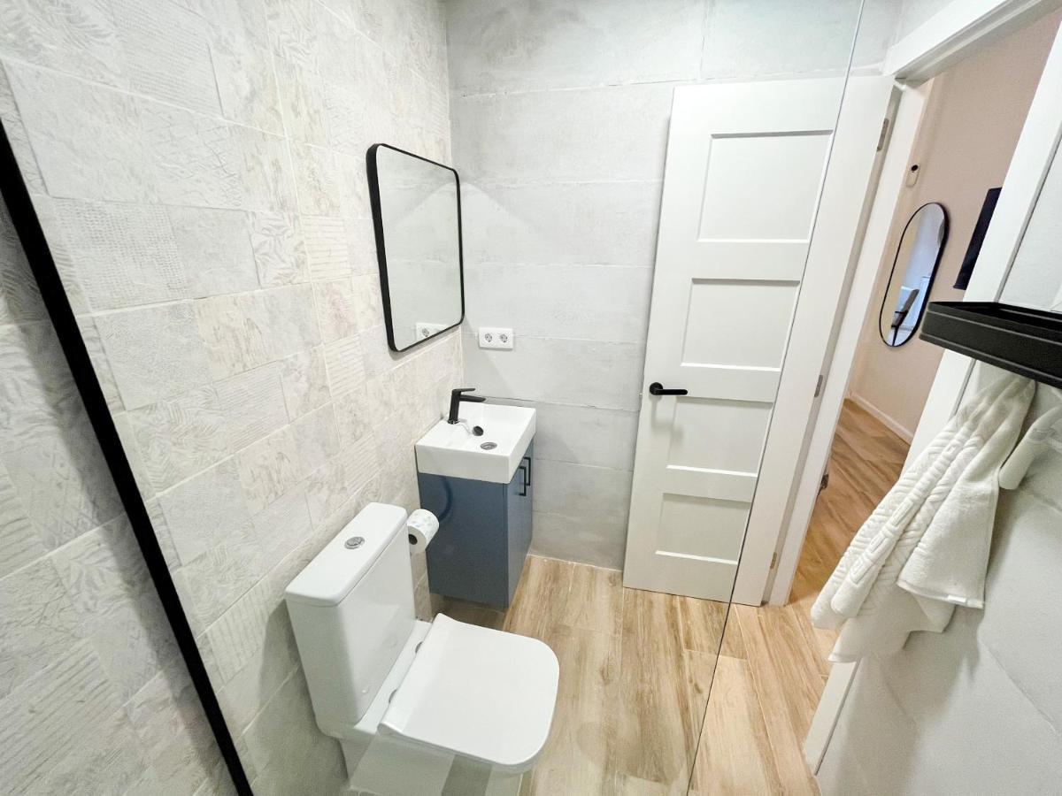 Apartamento Cerca De La Playa De Malvarrosa By Alterhome Валенсия Екстериор снимка